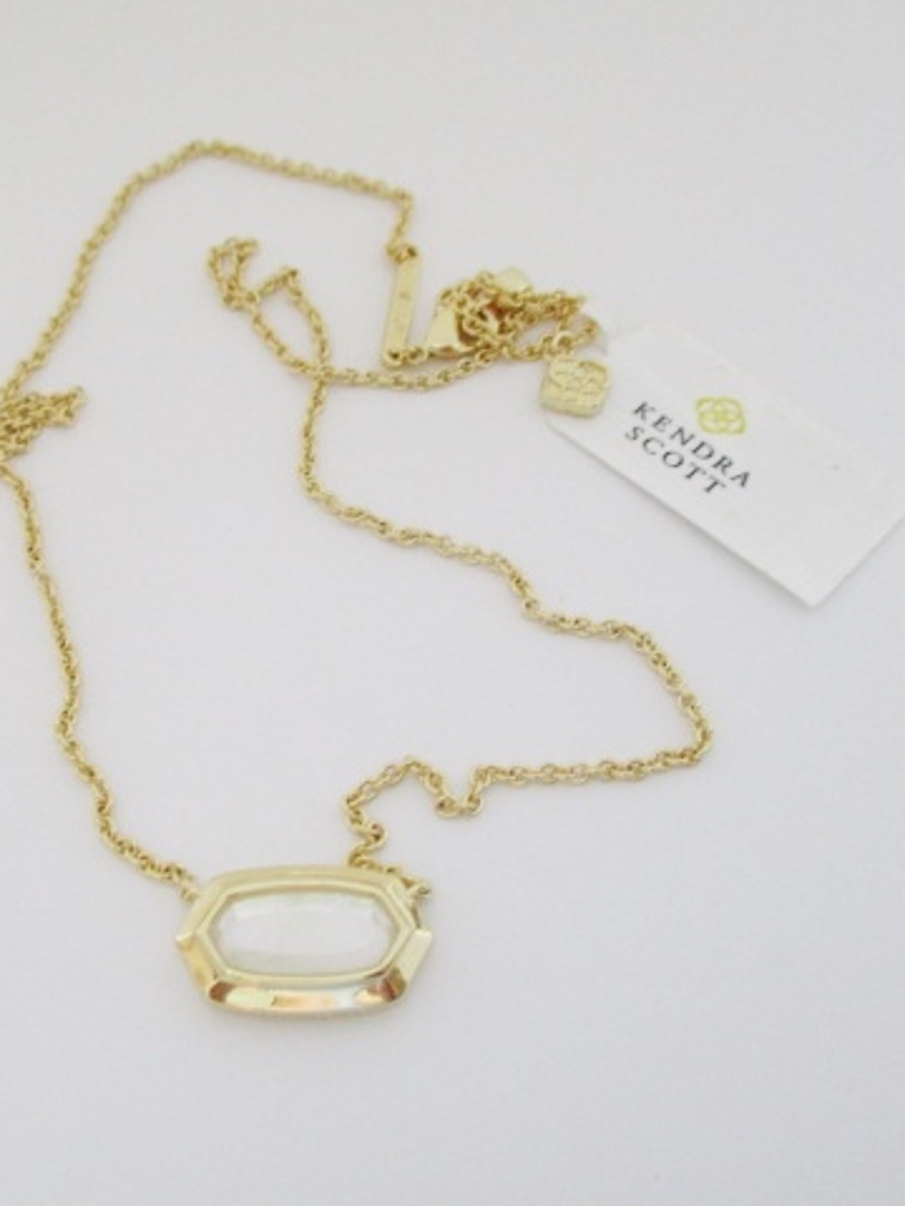 KENDRA SCOTT - Elisa Bezel Gold Tone Necklace